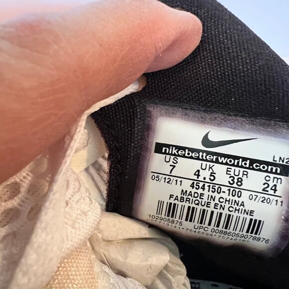 Nike Zoom Hyperdunk 2011 TB, New in Box, women's size 7 - Picture 8 of 11